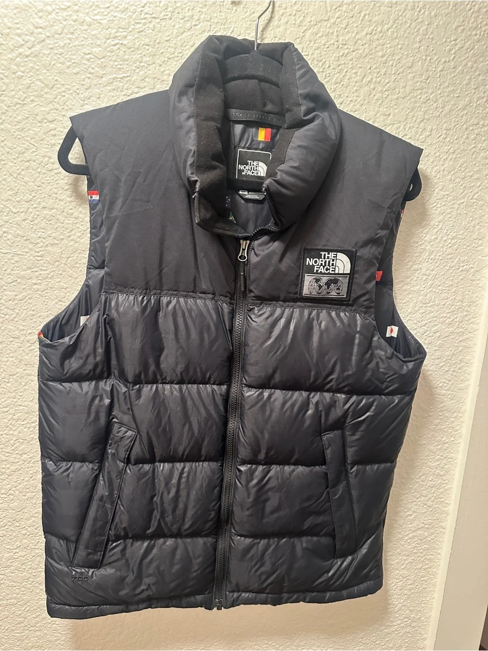 Rare The North Face Winter Olympics Puffer Vest With Country Flags Small Men’s